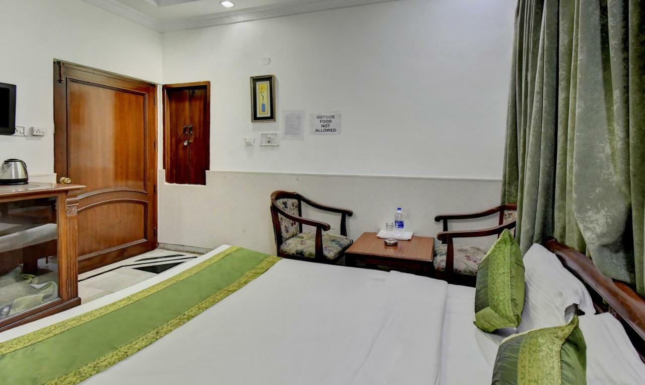 Treebo Trend Corporate Inn Chandīgarh Exterior foto